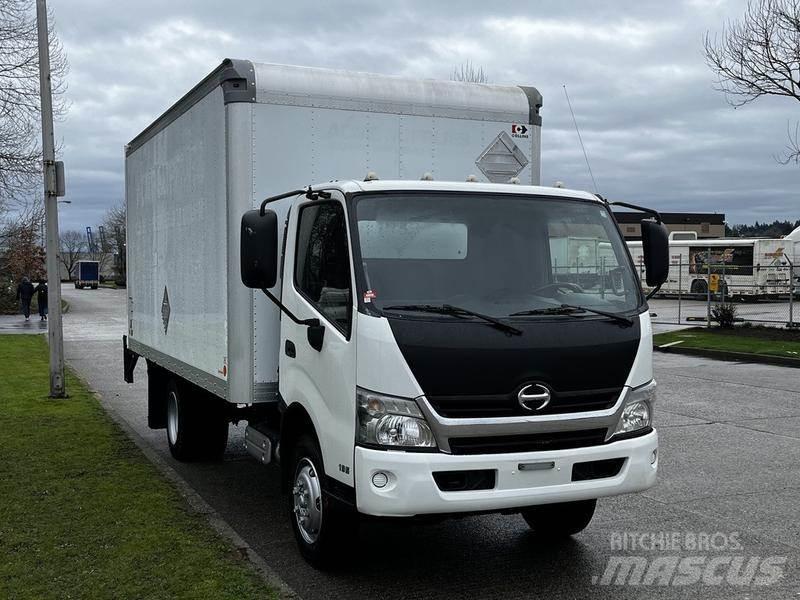 Hino 195 패널 화물차