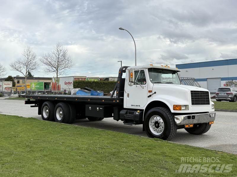 International 4900 회수 차량