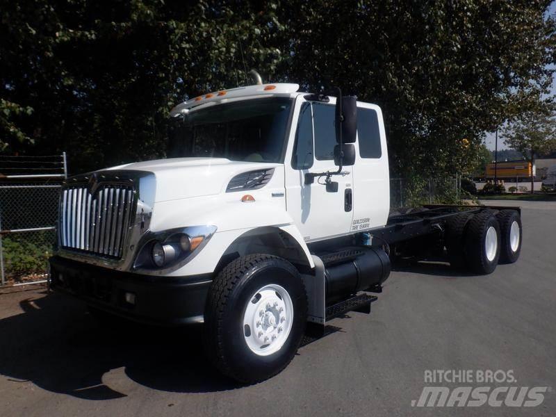 International 7400 새시 운전실 트럭