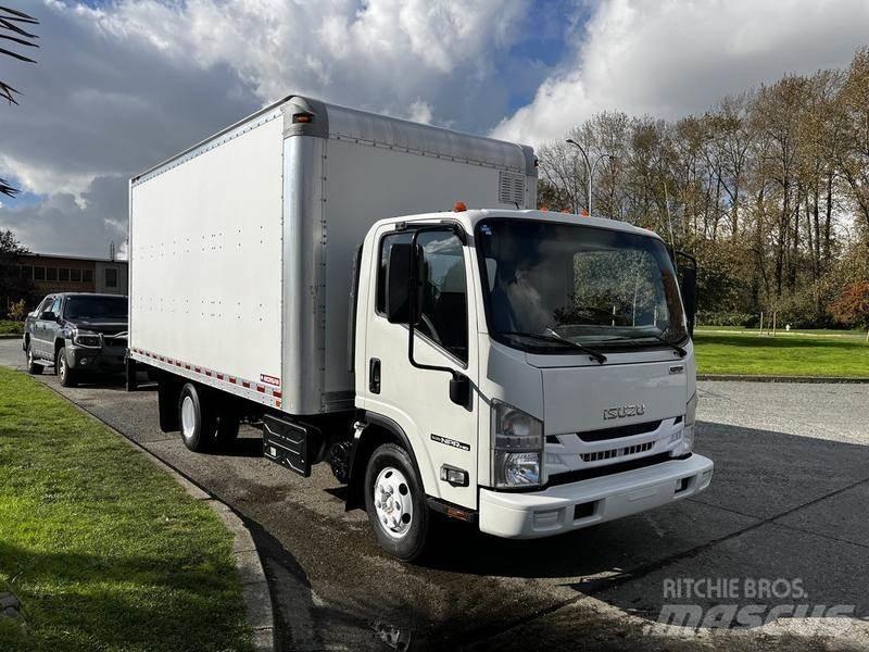 Isuzu NPR 패널 화물차