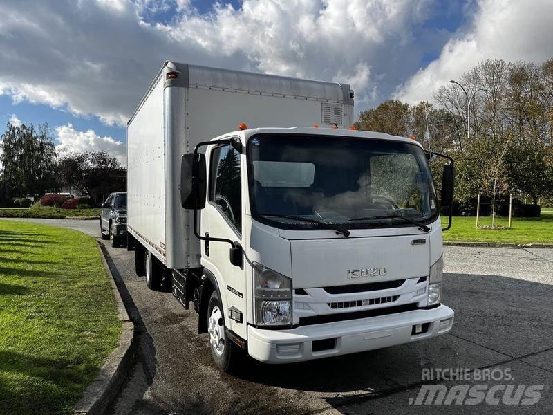 Isuzu NPR 패널 화물차