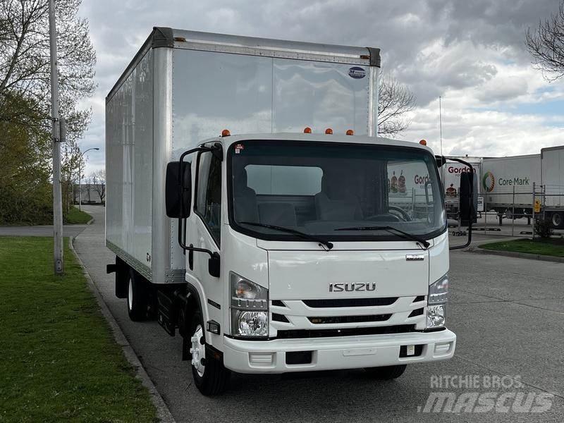 Isuzu NPR 패널 화물차