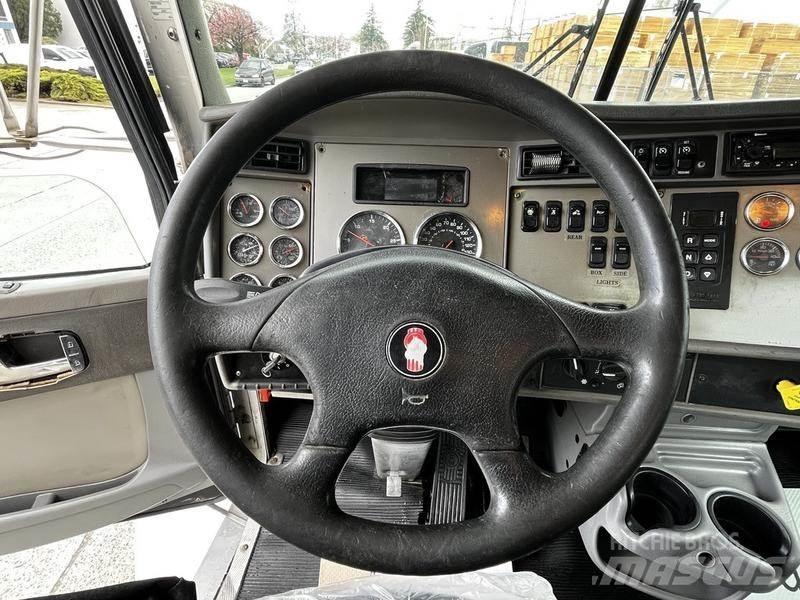 Kenworth T370 새시 운전실 트럭
