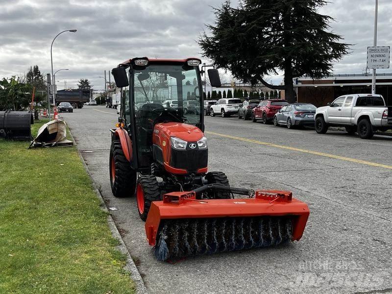 Kubota B2650 청소 트럭