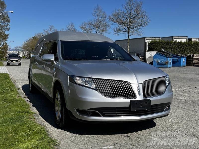 Lincoln MKT 자동차