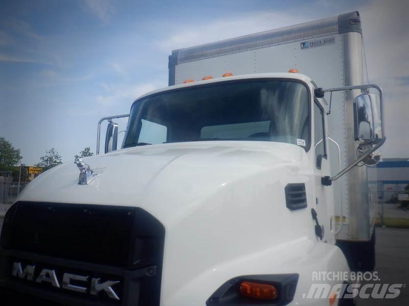 Mack MD 패널 화물차