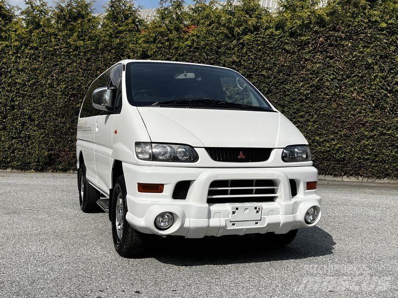 Mitsubishi Delica 자동차