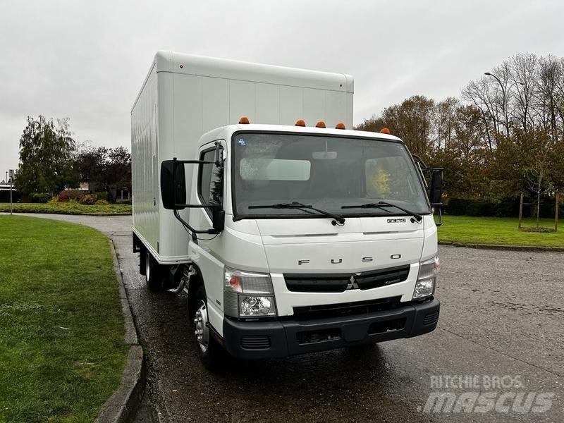 Mitsubishi Fuso FE 패널 화물차
