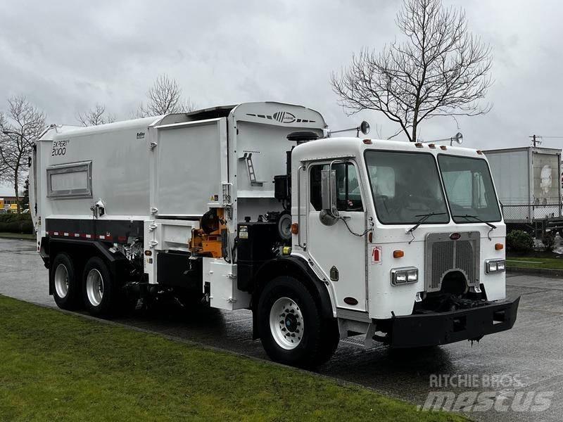 Peterbilt 320 폐기물 수거 트럭