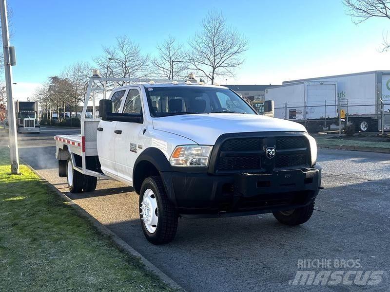 RAM 5500 플랫베드/드롭사이드 트럭