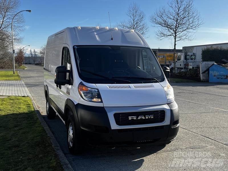 RAM Promaster 패널 화물차