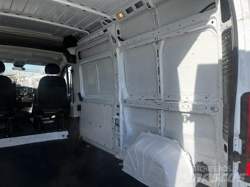 RAM Promaster 패널 화물차