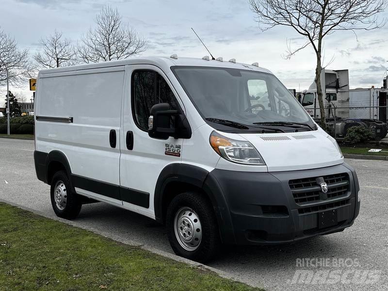 RAM Promaster 패널 화물차