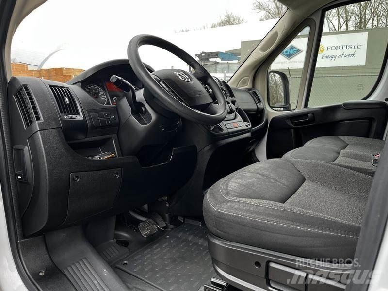 RAM Promaster 패널 화물차