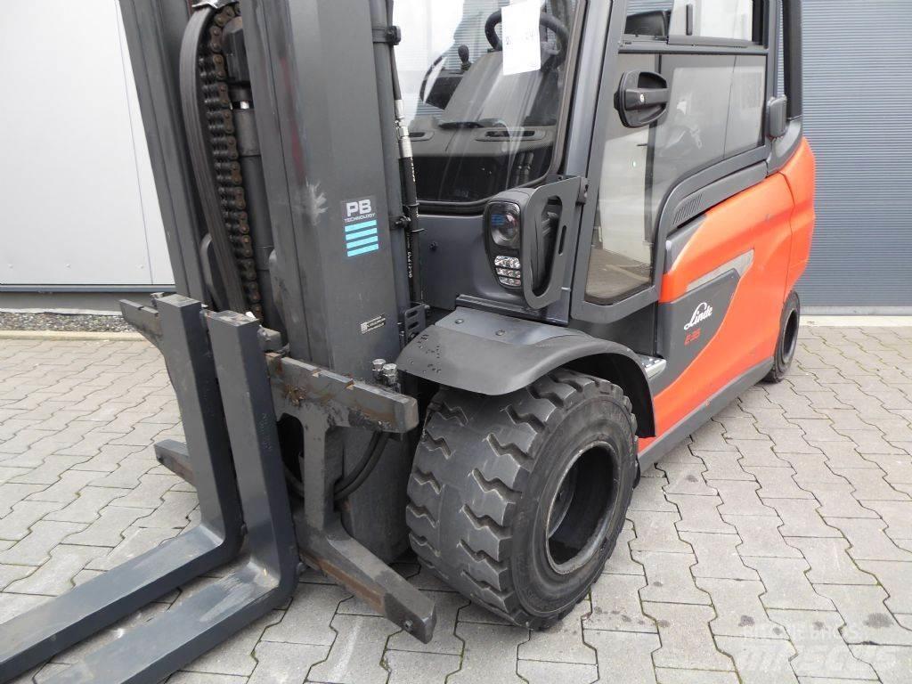Linde E35L-01 전동 지게차