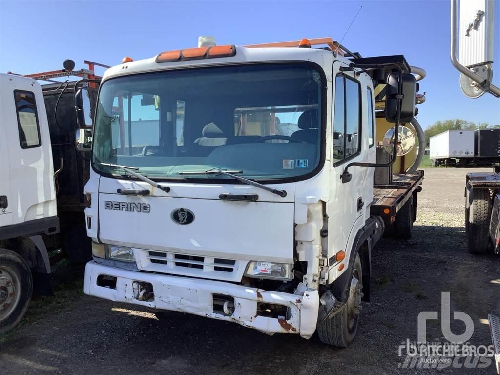 Bering MD26M 시립/다목적 차량