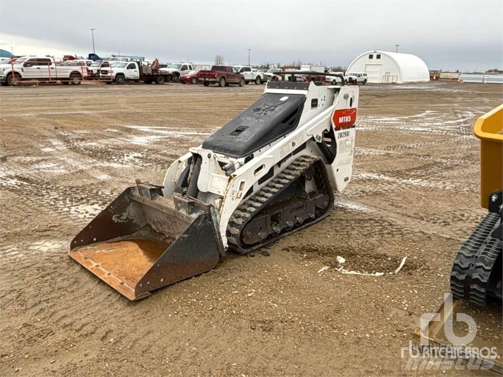 Bobcat MT85  스키드로더