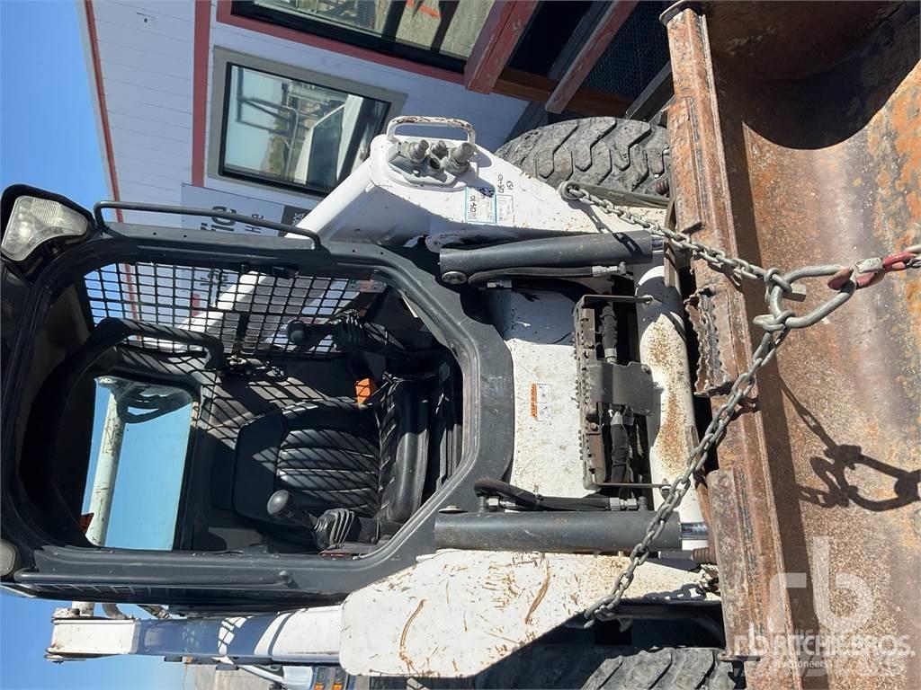 Bobcat S530  스키드로더