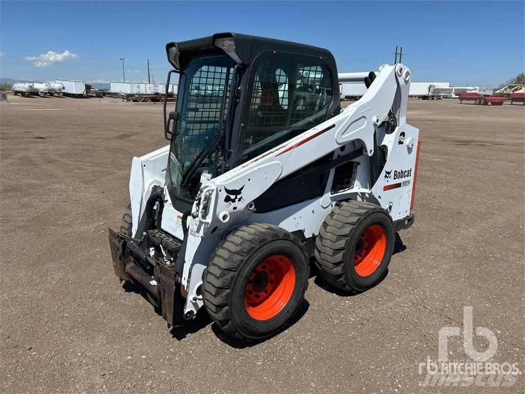 Bobcat S590  스키드로더