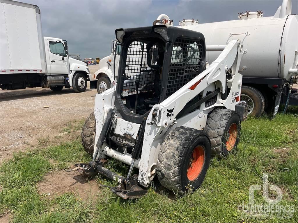 Bobcat S740  스키드로더
