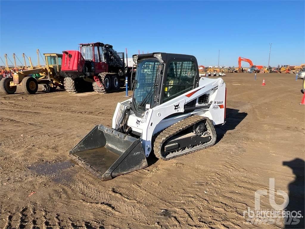 Bobcat T450  스키드로더