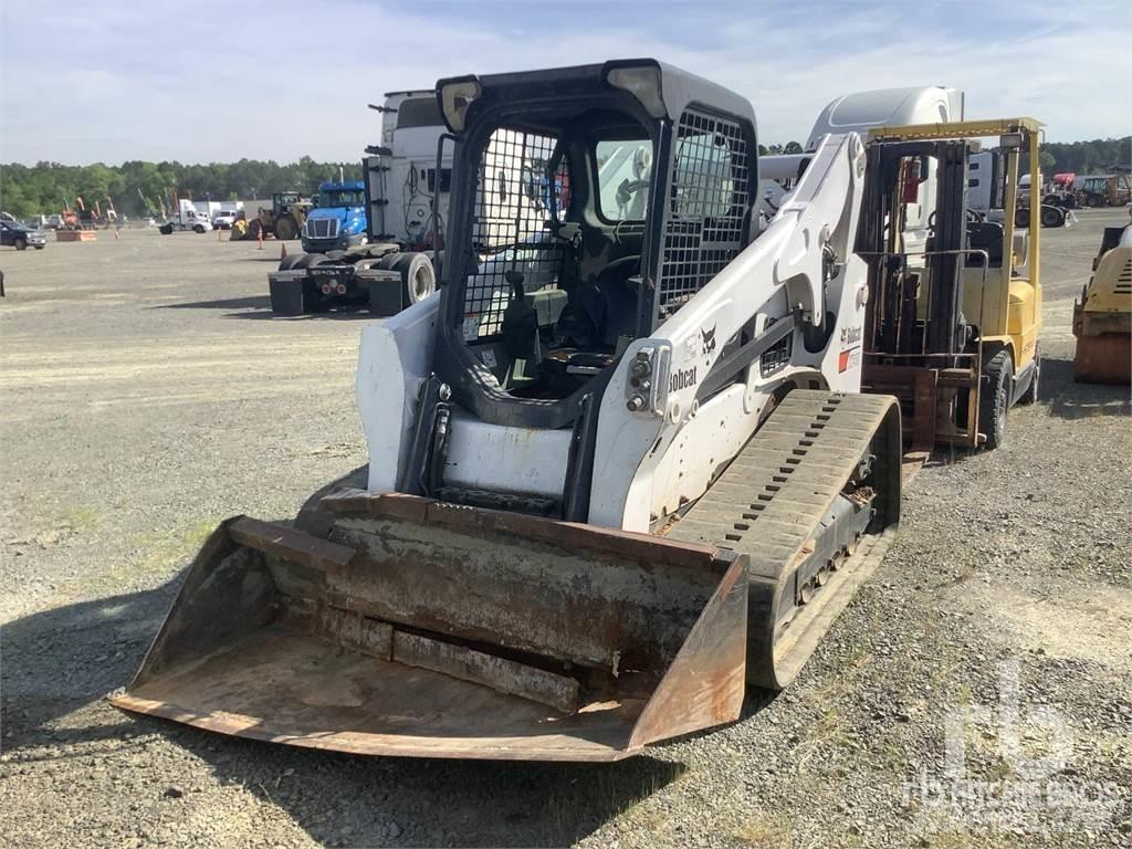 Bobcat T740  스키드로더