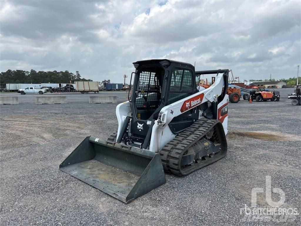Bobcat T76  스키드로더