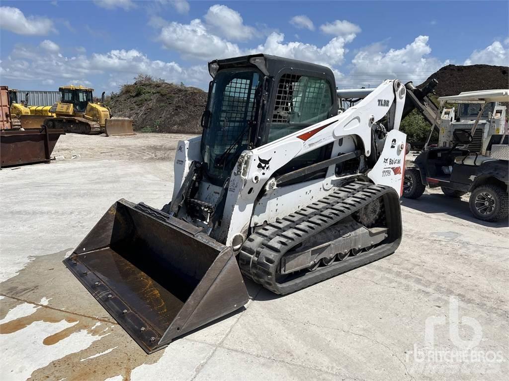 Bobcat T770  스키드로더