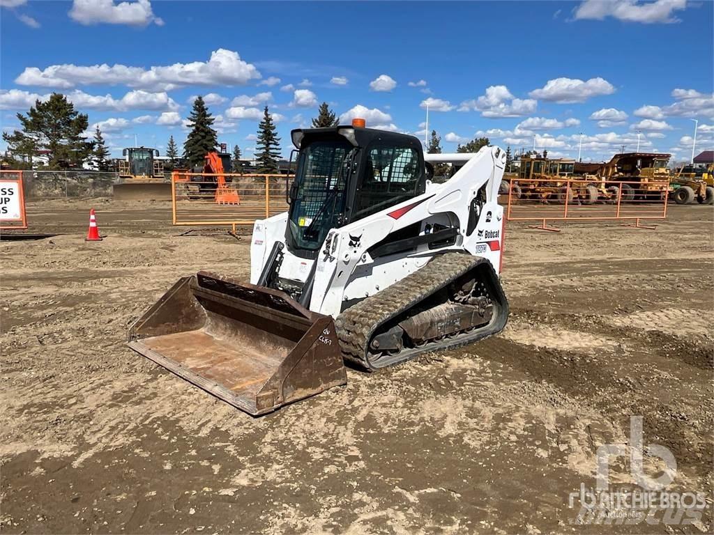 Bobcat T870  스키드로더