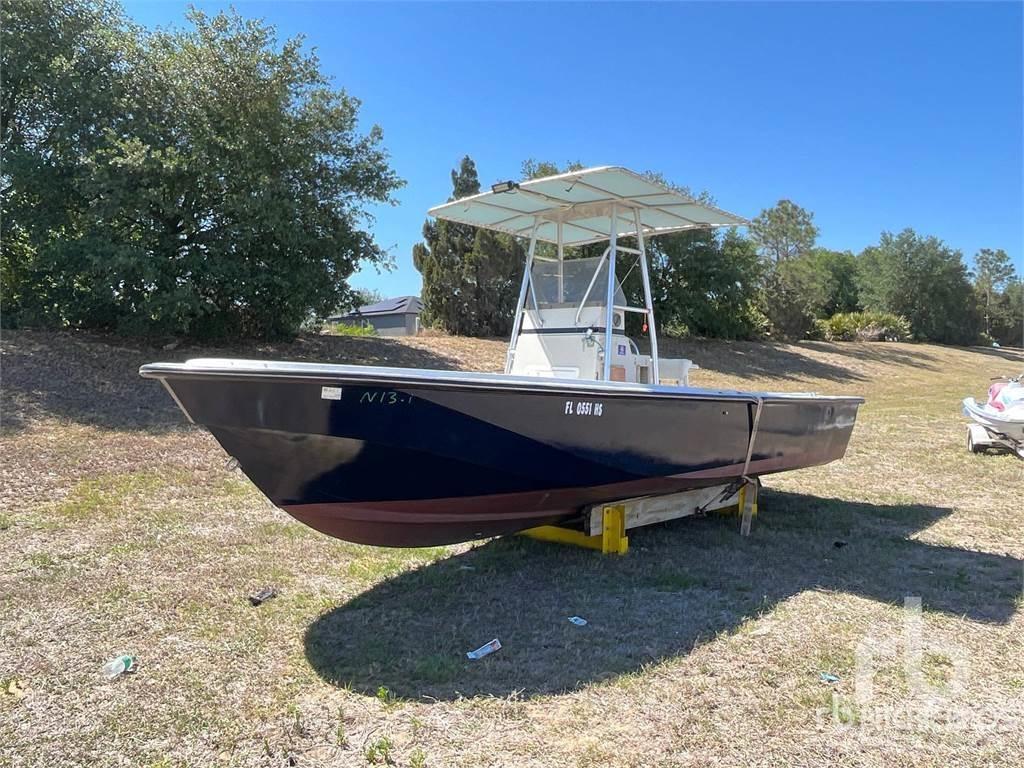  BOSTON WHALER 작업선, 바지선 및 너벅선