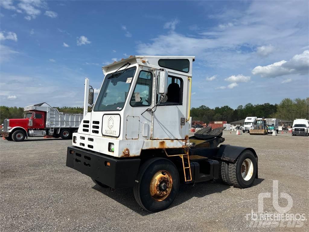 Capacity TJ5000 트랙터 유닛