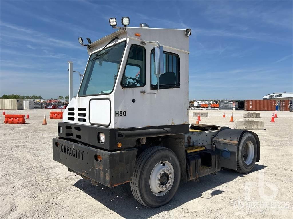 Capacity TJ5000 트랙터 유닛