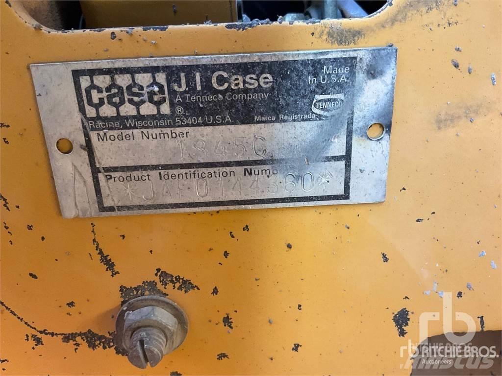 CASE 1845C  스키드로더