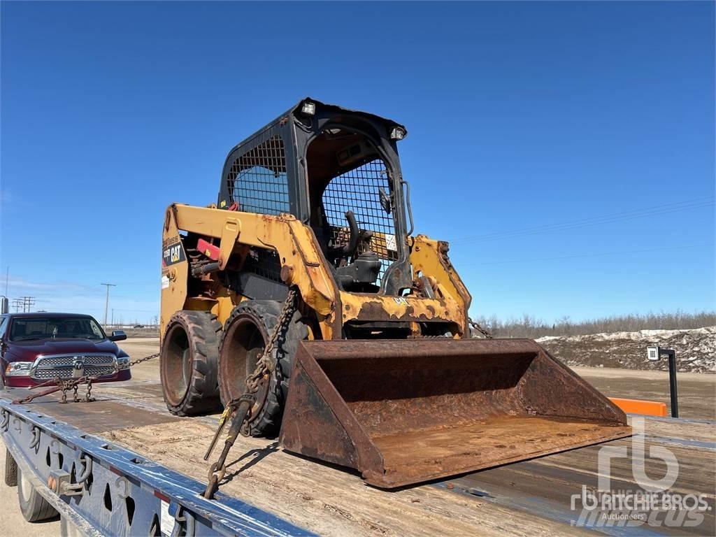 CAT 226D  스키드로더