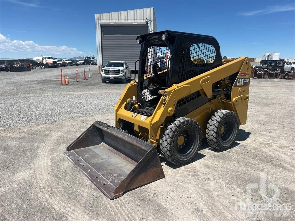 CAT 226D  스키드로더