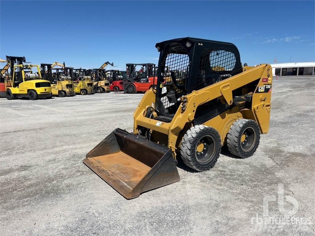 CAT 226D C1-H2  스키드로더