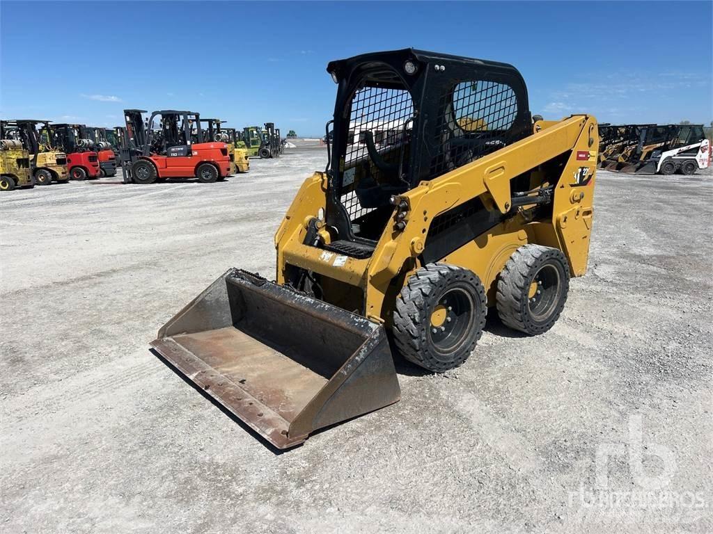 CAT 226D C1-H2  스키드로더