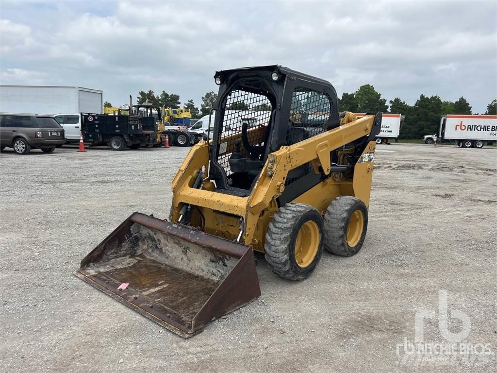 CAT 232D  스키드로더