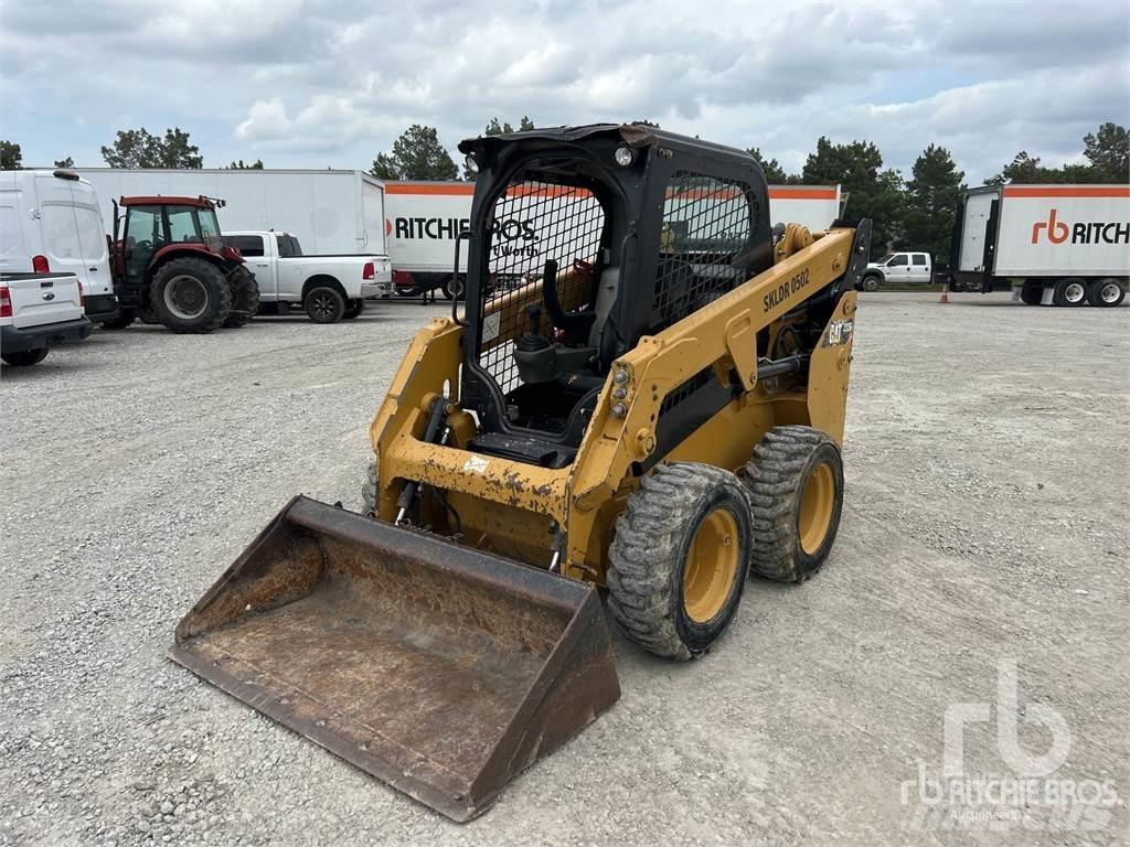 CAT 232D  스키드로더