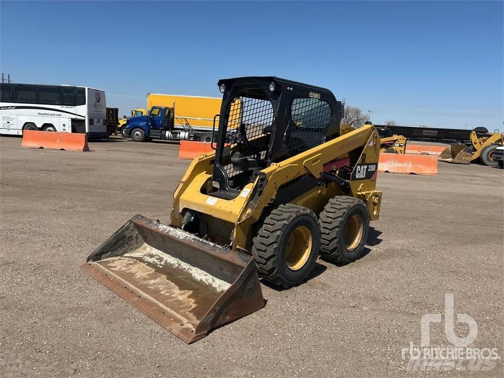 CAT 236D  스키드로더