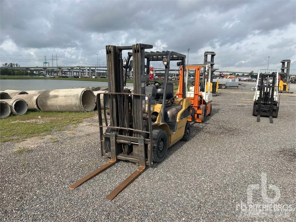 CAT 2PD5000 디젤 지게차