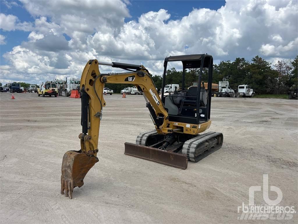 CAT 302.7DCR 소형 굴삭기 7톤 미만