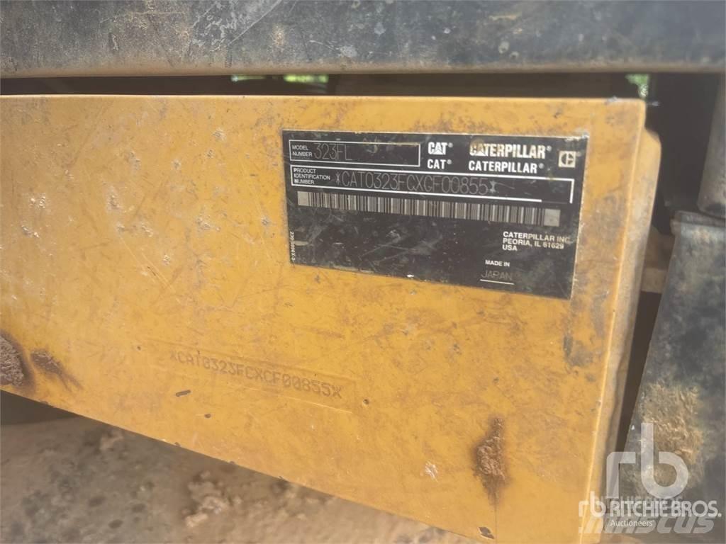 CAT 323FL 대형 굴삭기 29톤 이상
