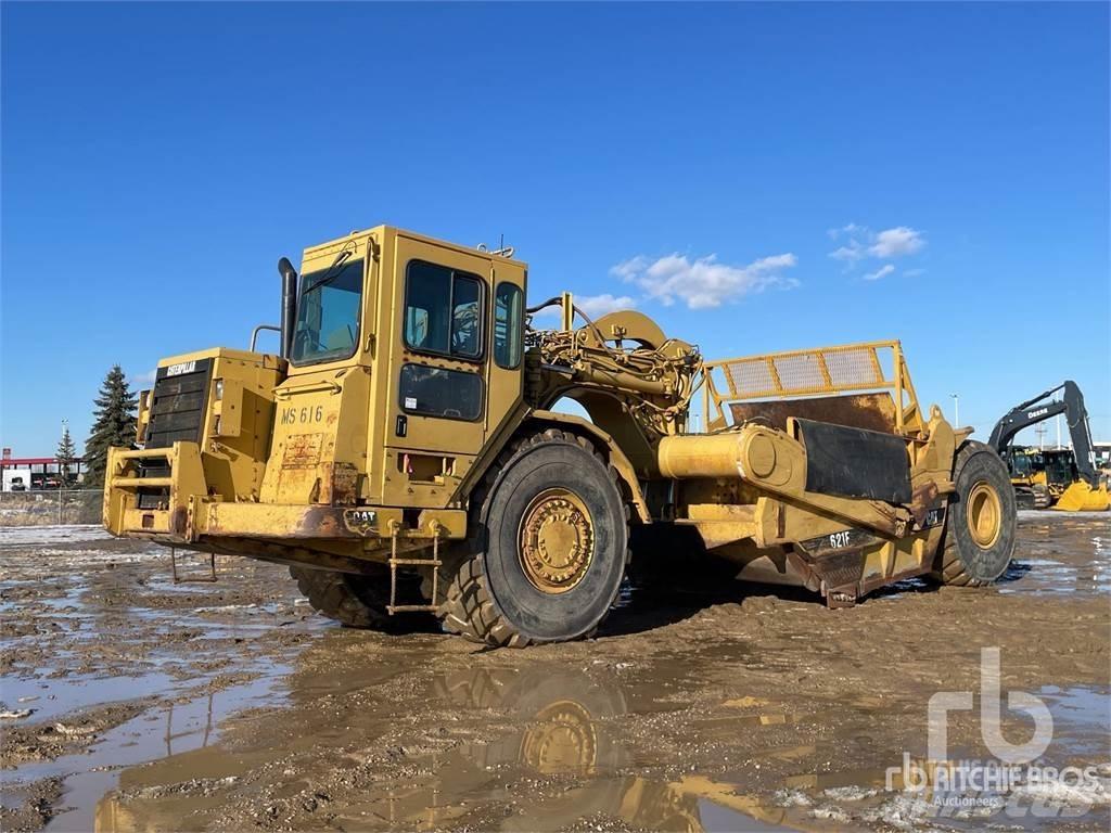 CAT 621F 스크레이퍼