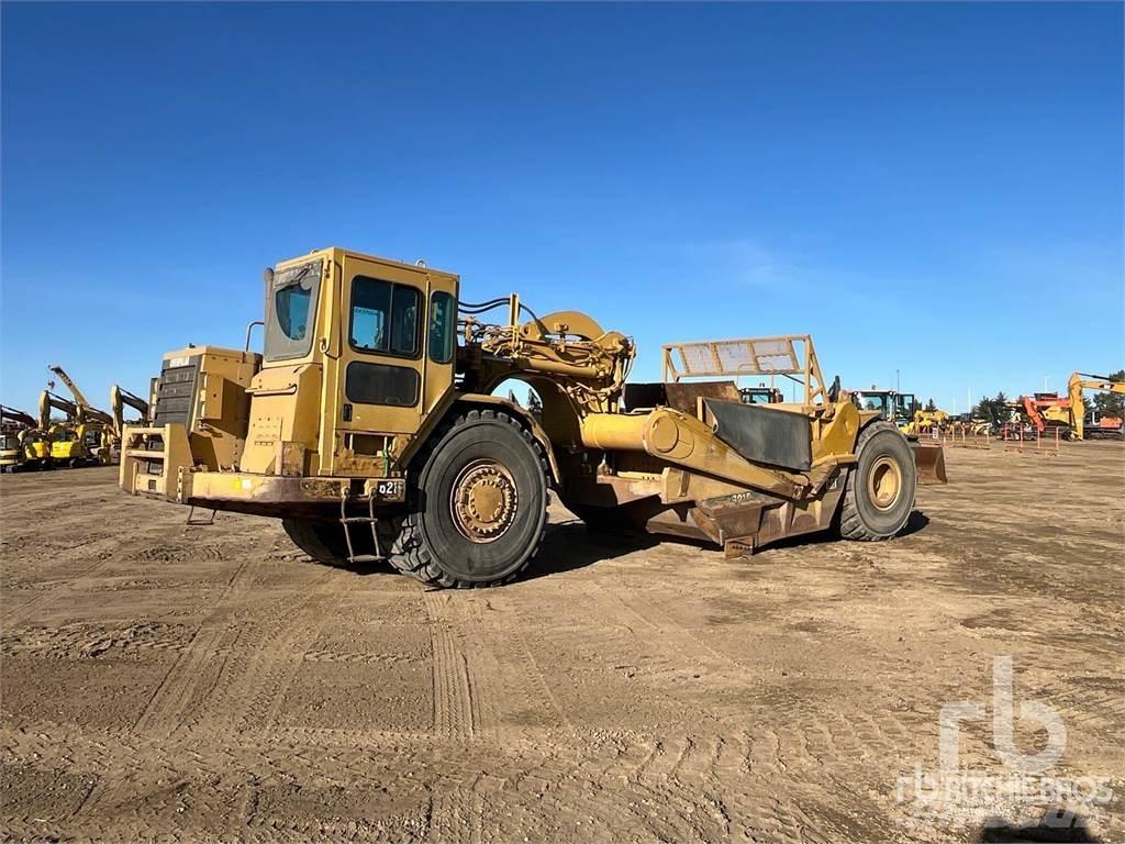 CAT 621F 스크레이퍼
