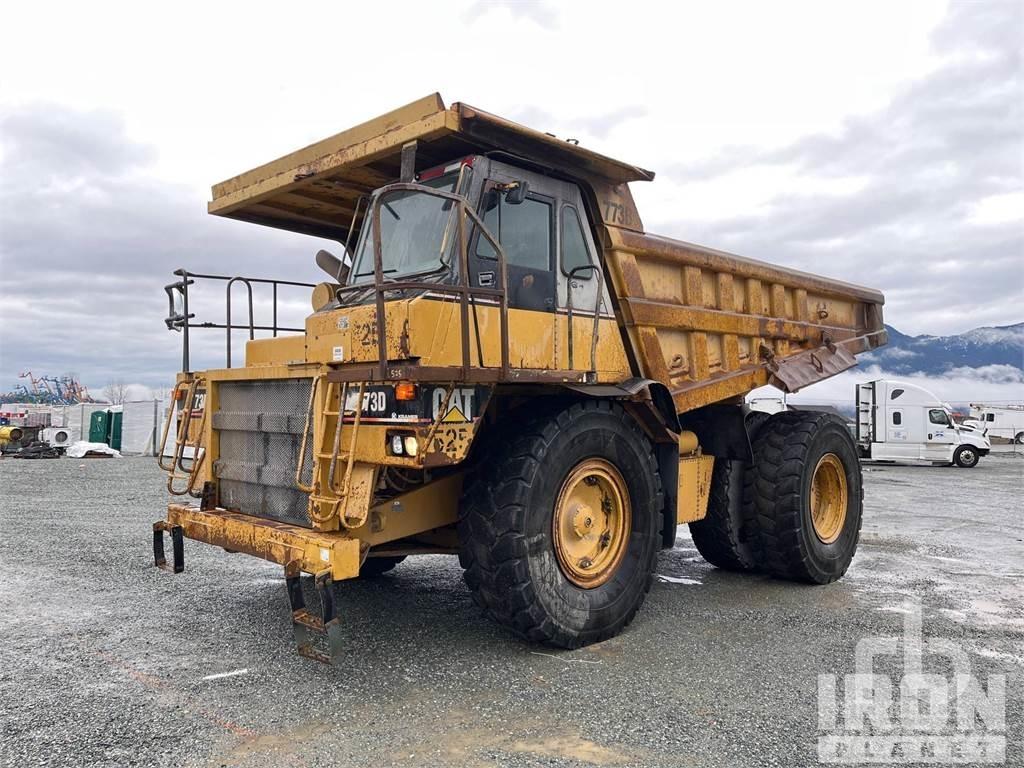CAT 773D 초대형 덤프 트럭
