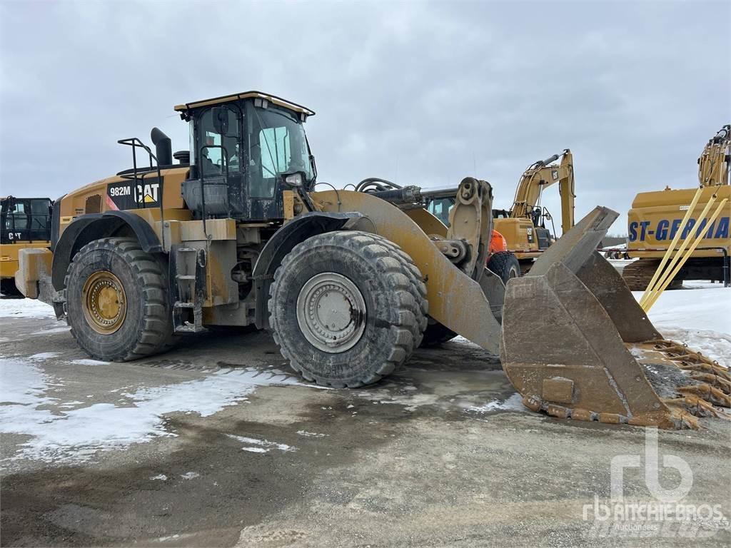 CAT 982M  휠로우더