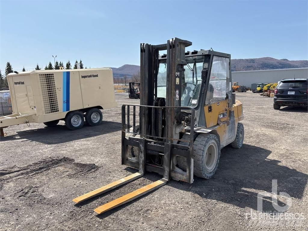 CAT DP45 디젤 지게차
