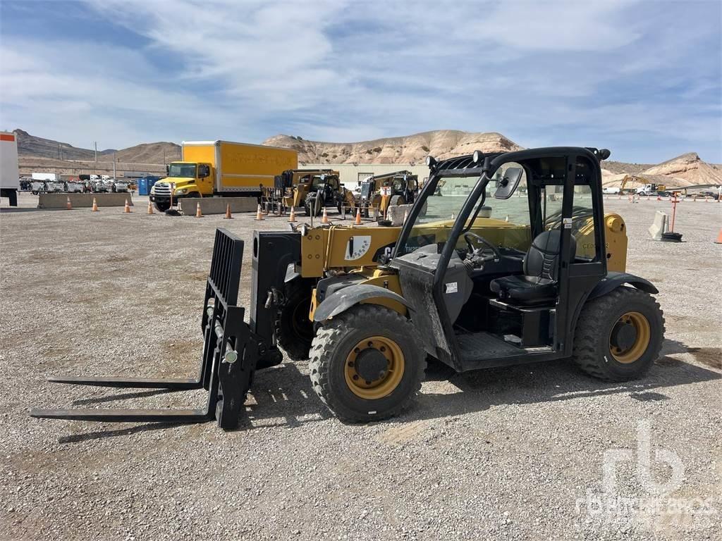 CAT TH255C 텔러 핸들러