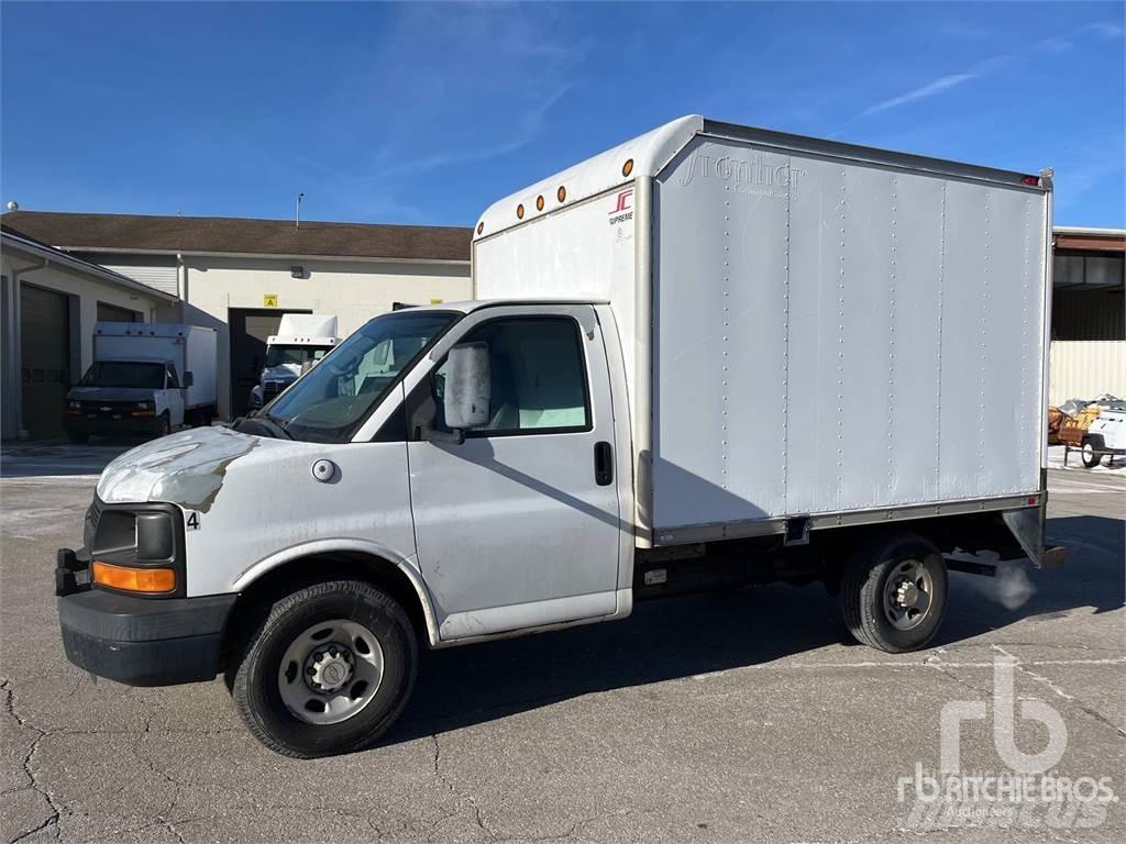 Chevrolet 3500 패널 화물차
